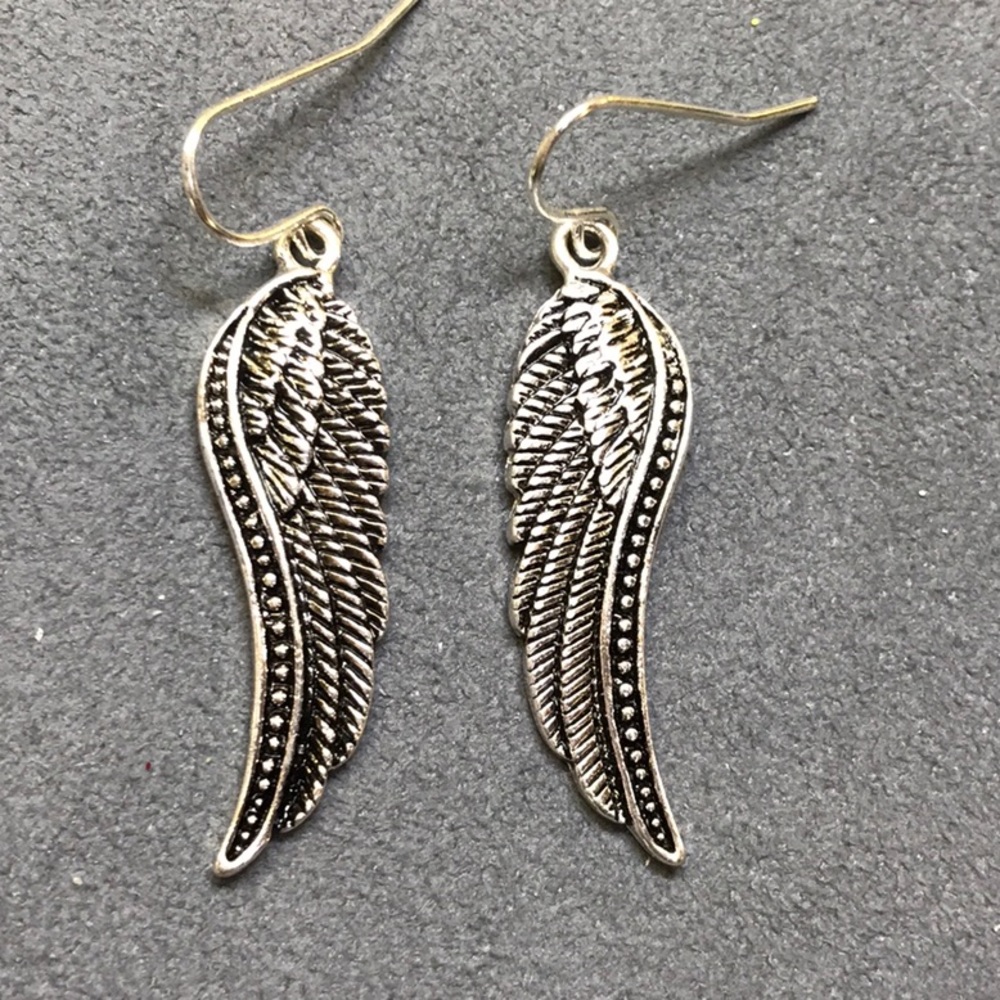Angel Wing Pierced Earrings silver/Black fashion - Picture 2 of 5